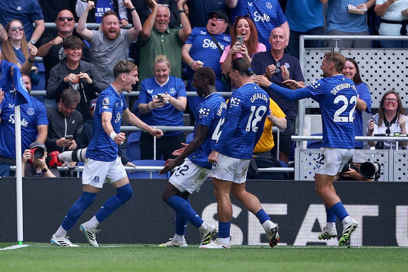 Новини спорту - Евертон закладає успішні основи гри на новому стадіоні