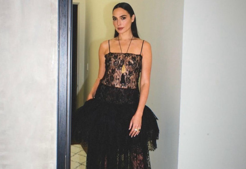 Новини культури - Галь Гадот відмовилася виходити на червону доріжку у Венеції