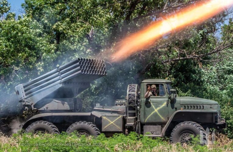 Генштаб назвав два гарячі напрямки на фронті