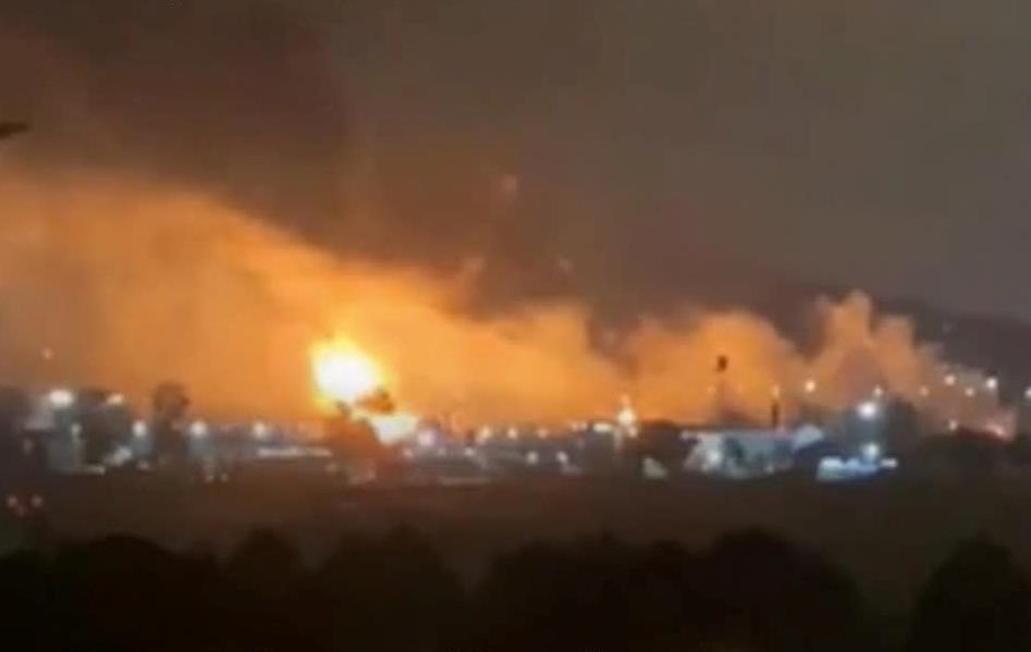 Новини України - Генштаб підтвердив удар по паливній базі у Сочі