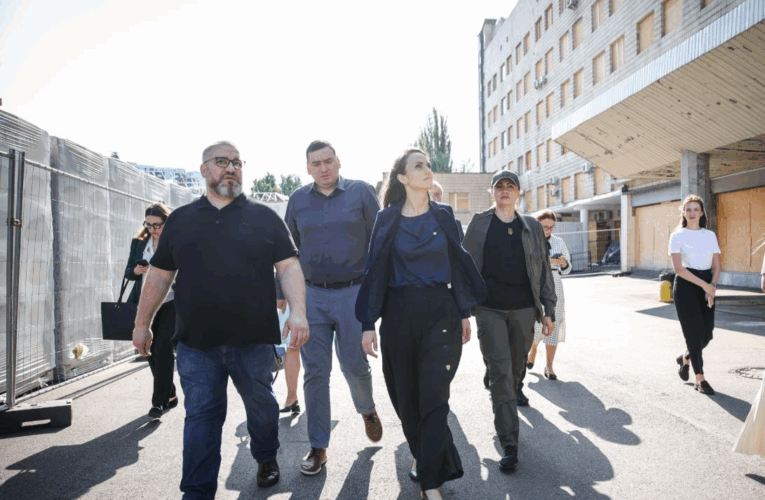 Глава МЗС Румунії вперше з 2022 року приїхала до Києва