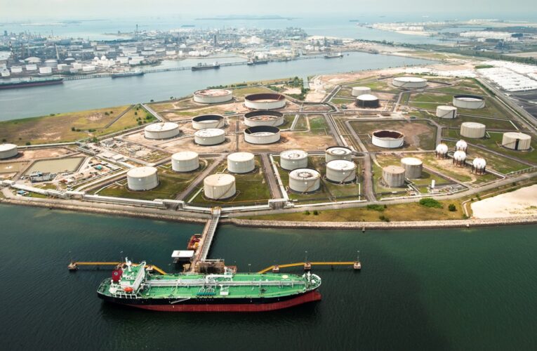 Goldman Sachs спрогнозував обвал цін на нафту до $50