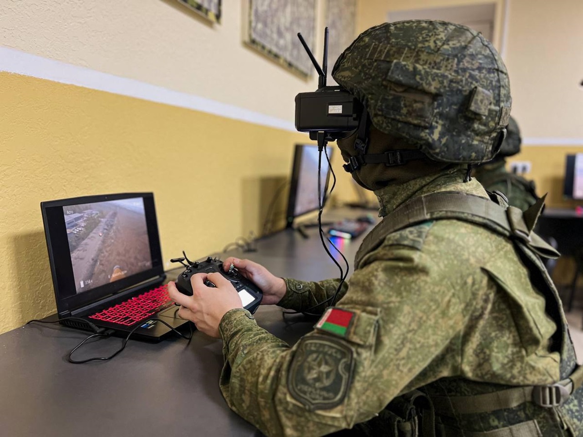 Новини світу - Готується до війни? Нові сигнали з Білорусі