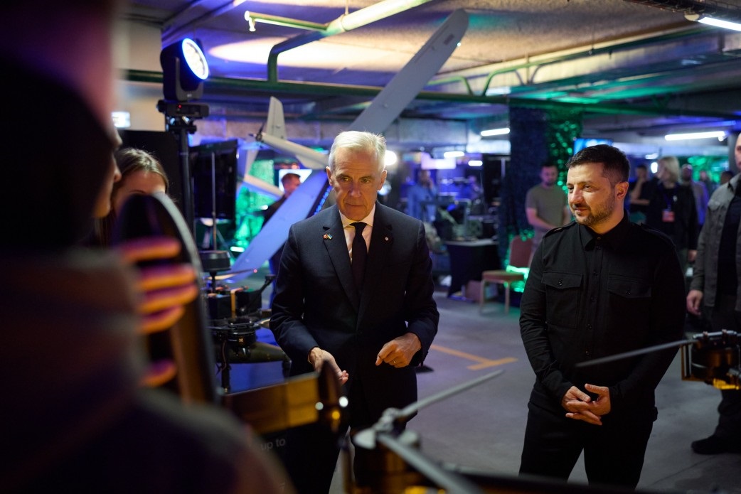 Новини України - Карні оглянув новітні українські воєнні розробки