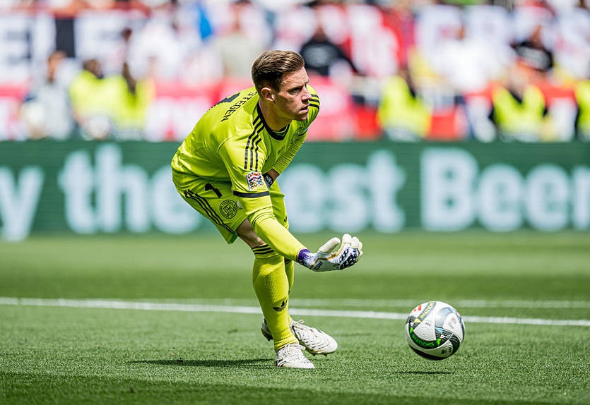 Новини спорту - Керівництво Барселони планує покарати тер Штегена за непокору