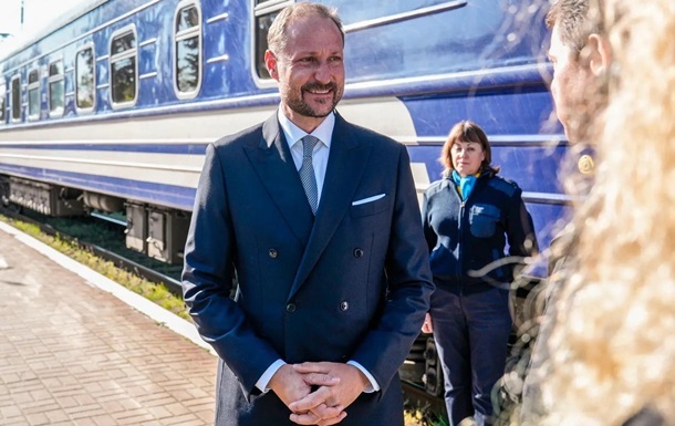 Кронпринц Норвегії відреагував на гучні звинувачення проти пасинка