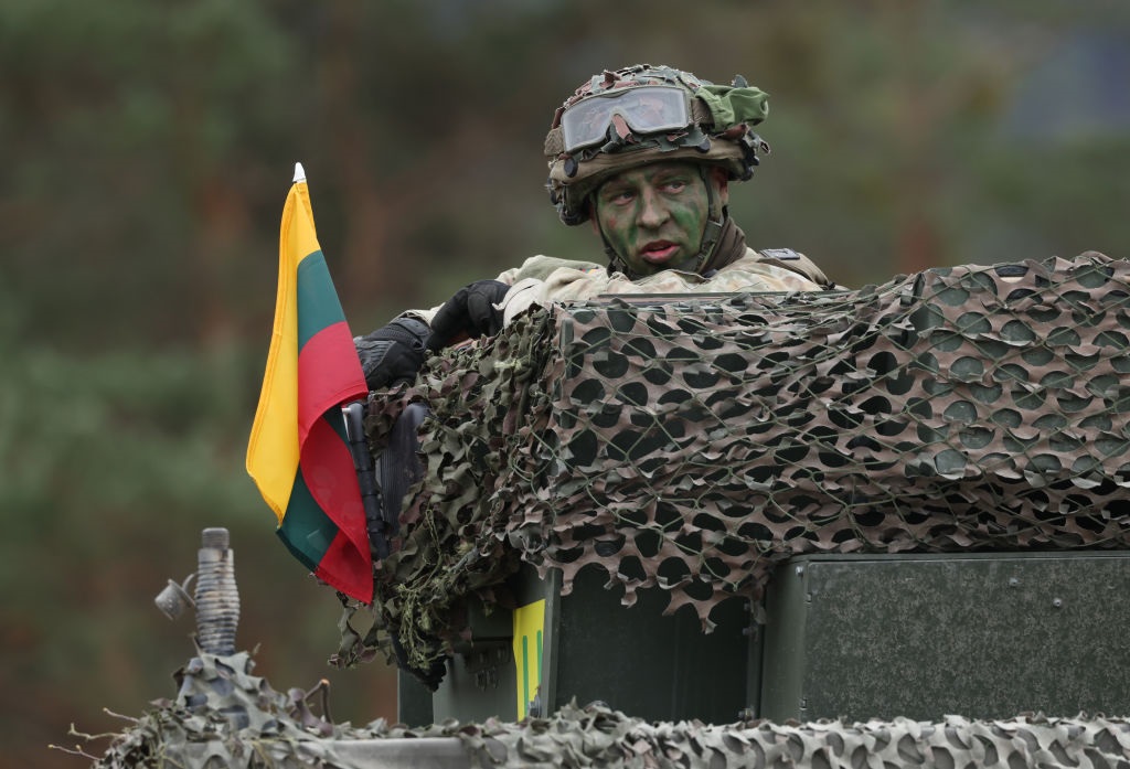 Новини світу - Литва формує трирівневу лінію оборони на кордоні