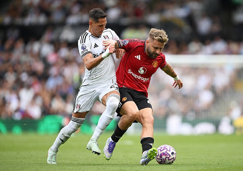 Новини спорту - Манчестер Юнайтед і Фулгем з автоголом пішли на мирову