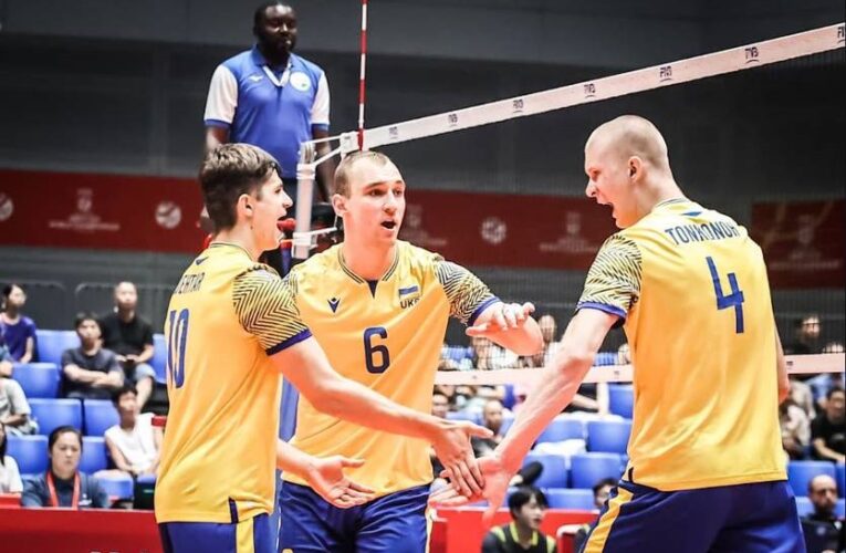 Молодіжка України з волейболу перемогла суперника в третій грі ЧС-2025