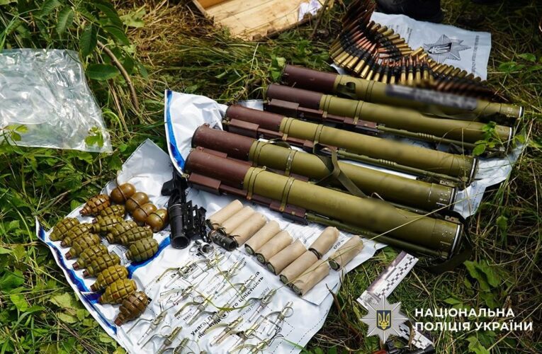 На Тернопільщині викрили масштабний збут зброї і психотропів