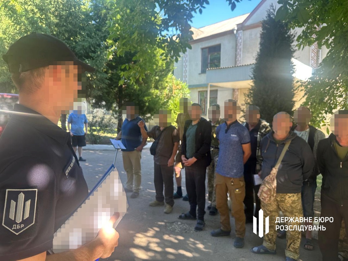 Новини України - На Вінниччині затримали військових, які втекли зі служби