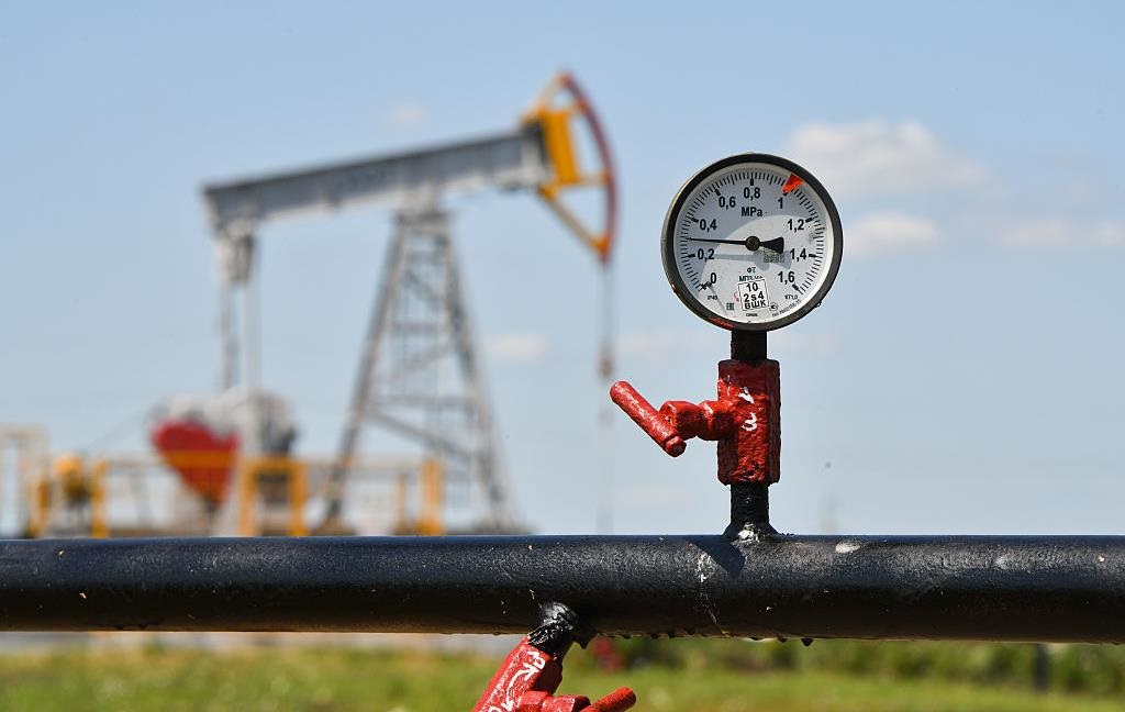 Новини бізнесу - Нафта дешевшає перед самітом на Алясці