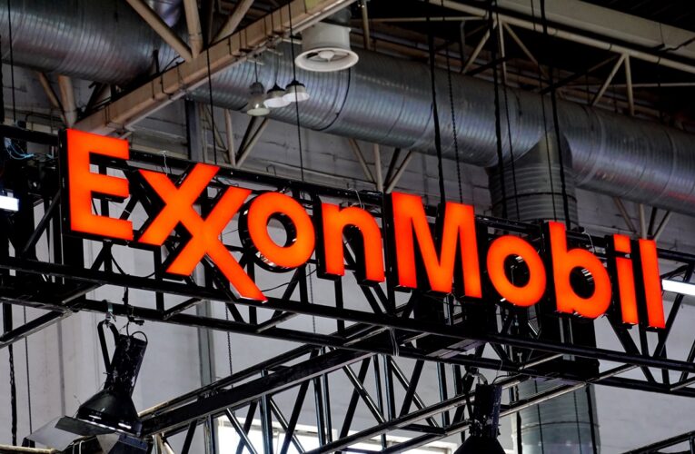 Нафтогазовий гігант США веде таємні переговори щодо повернення у РФ – ЗМІ