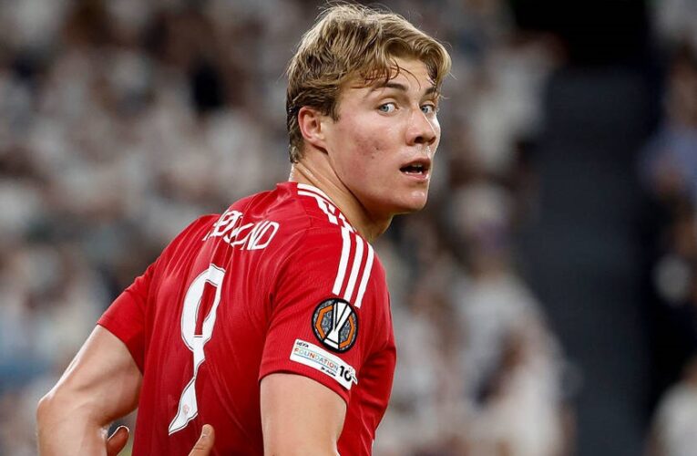 Наполі приєднався до гонки за форварда Манчестер Юнайтед