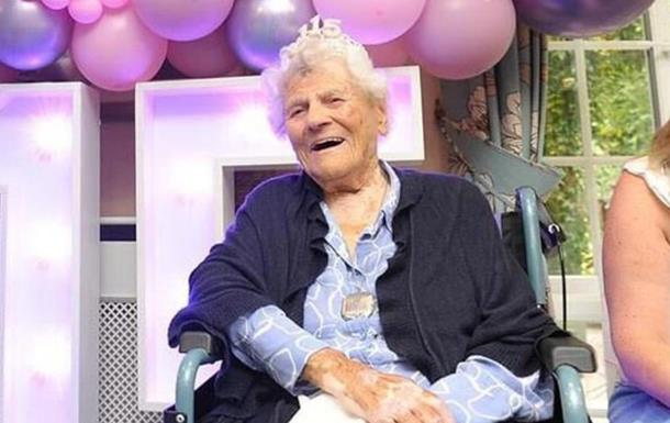 Найстарша людина у світі відсвяткувала 116-річчя у Британії