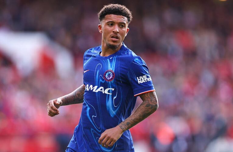 Непотрібний у МЮ вінгер зацікавив команду Довбика