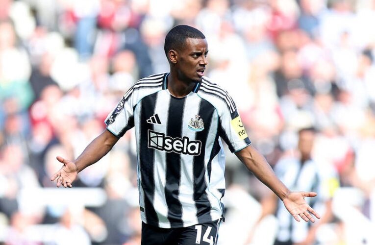 Ньюкасл вирішив відмовити Ісаку в трансферах