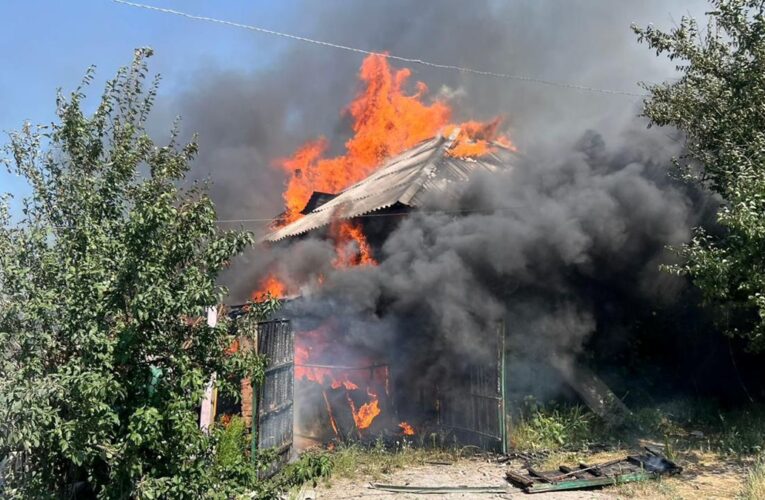 Обстріли Донеччини: за добу три людини загинули й 19 поранені