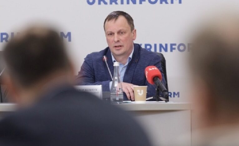 Очільника Державіаслужби відсторонили від виконання обов’язків