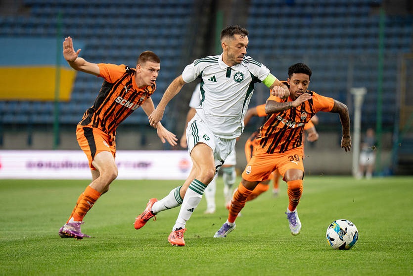 Новини спорту - Огляд матчу Шахтар - Панатінаїкос: долю матчу вирішили пенальті