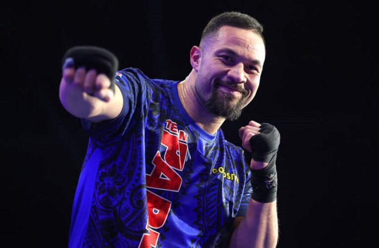 Паркер звернувся до Усика з пропозицією провести бій