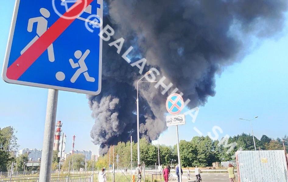 Новини світу - Під Москвою горить хімзавод