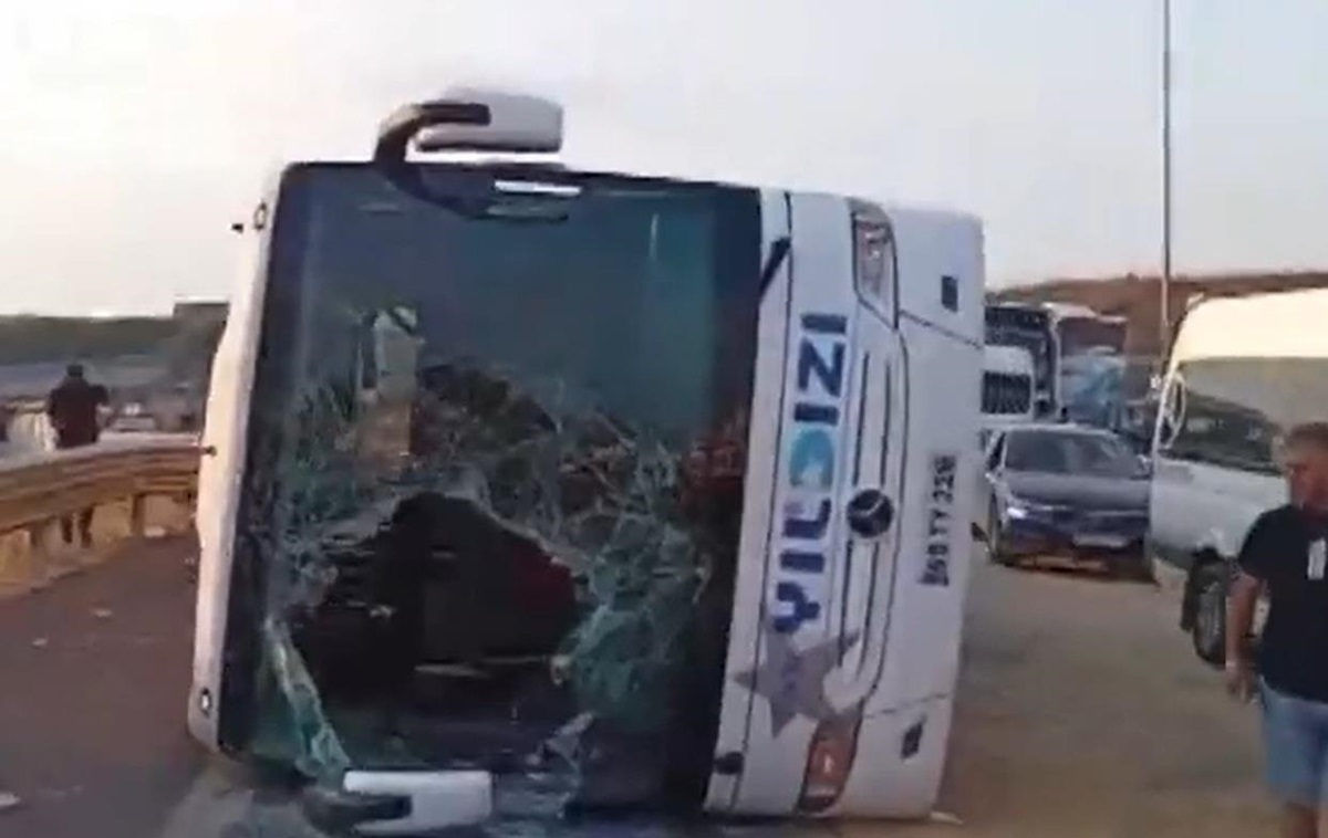 Новини світу - Під Стамбулом в ДТП потрапив автобус: троє загиблих, десятки поранених