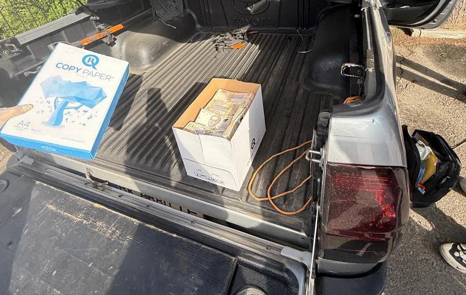 Новини України - Посадовця Лісів України затримали за хабар у 3 млн