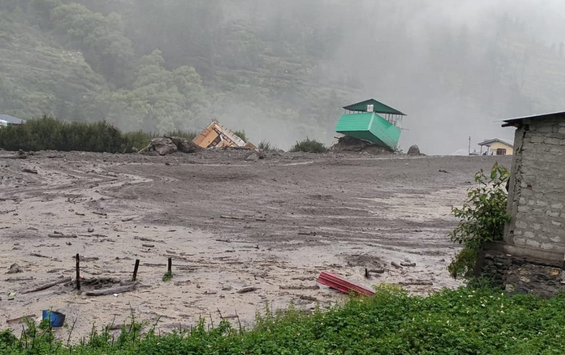 Новини світу - Потужна повінь змила село в Індії
