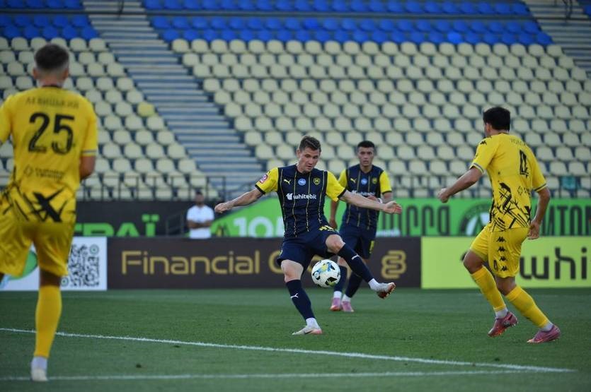 Новини спорту - Позитивне налаштування на гру дало Металісту 1925 перевагу над Рухом