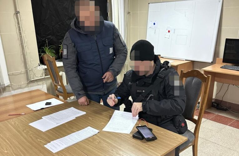 Правоохоронець отримав три роки за жорстоке побиття військового