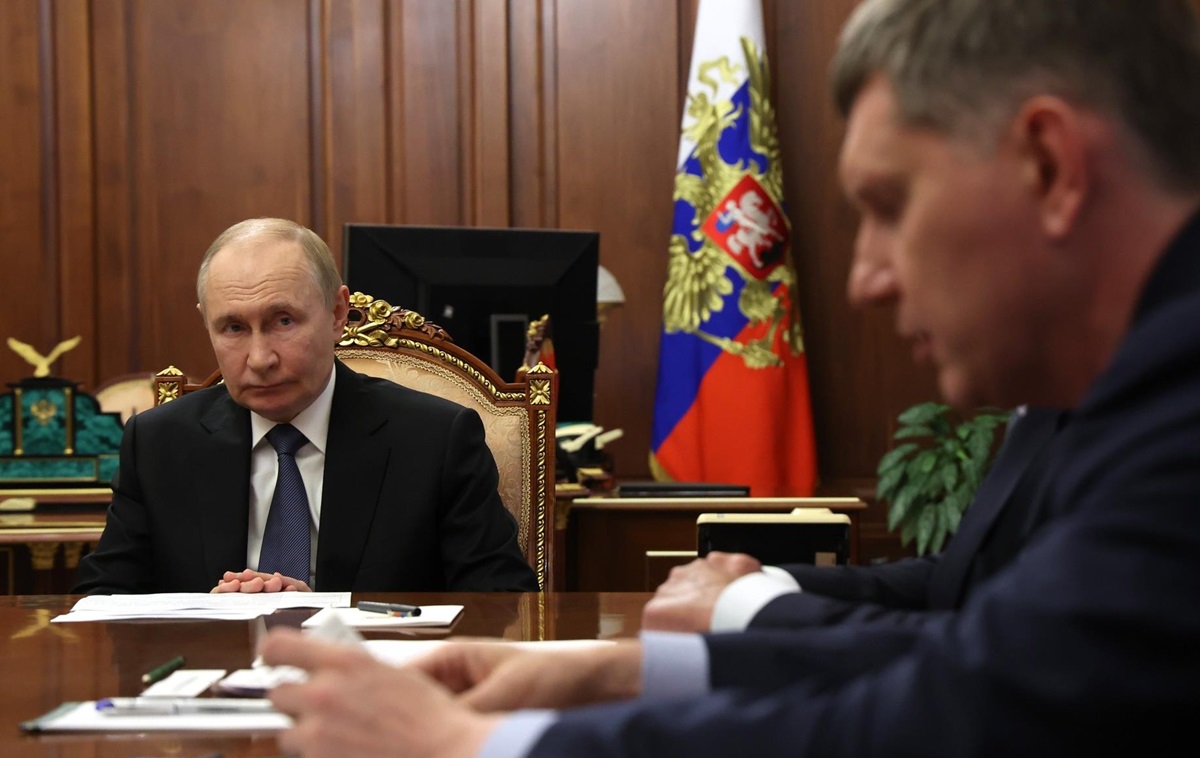 Новини бізнесу - Путіну озвучили невтішні прогнози щодо економіки РФ