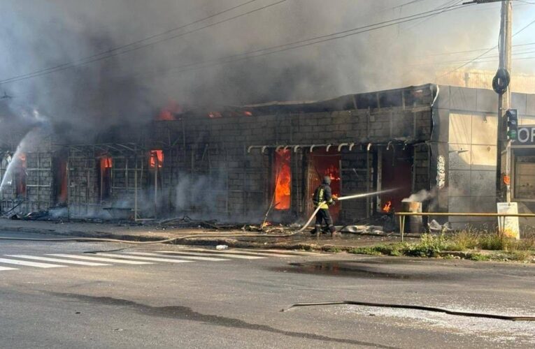 РФ ударила ракетою по Запоріжжю: шість поранених