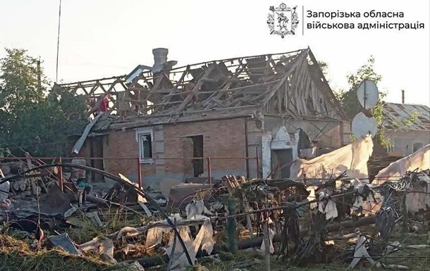 РФ вдарила по Запорізькому району: є загиблі, серед поранених четверо дітей
