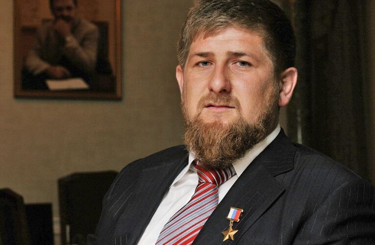 Родина Кадирова сама собі вручила понад 80 нагород