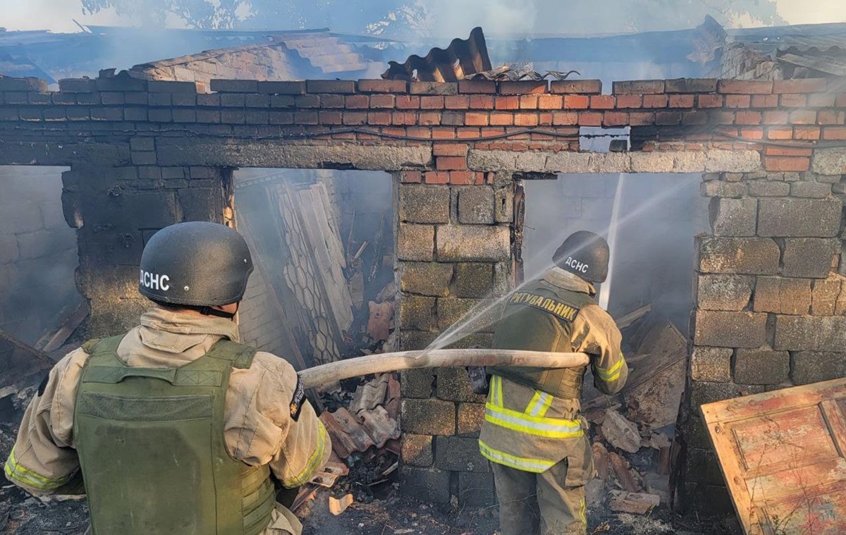 Новини політики - Росія вдарила ракетами по Дніпру, є поранені