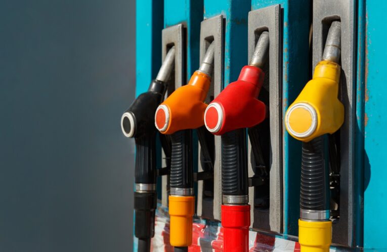 Росія зупинила продаж бензину на Курилах