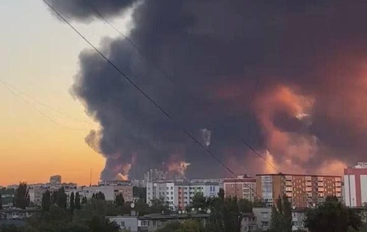 Росіяни атакували об’єкти нафтопереробки та ГТС