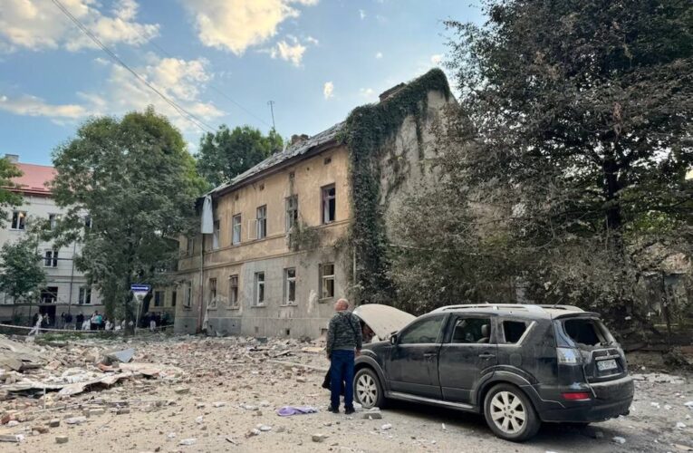 Росіяни вдарили по Львову, є жертва