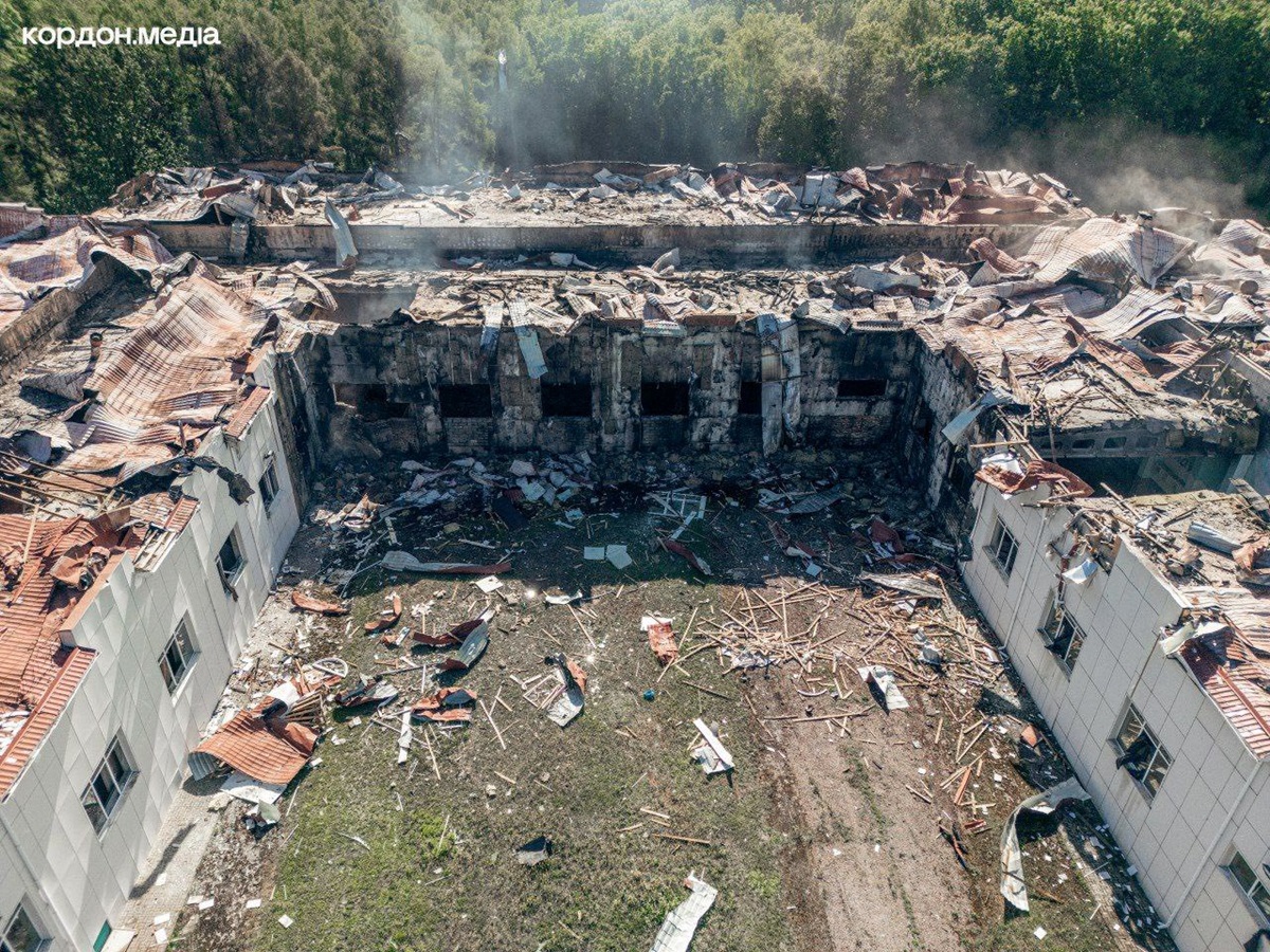 Новини України - Росіяни вдарили по університету в Сумах