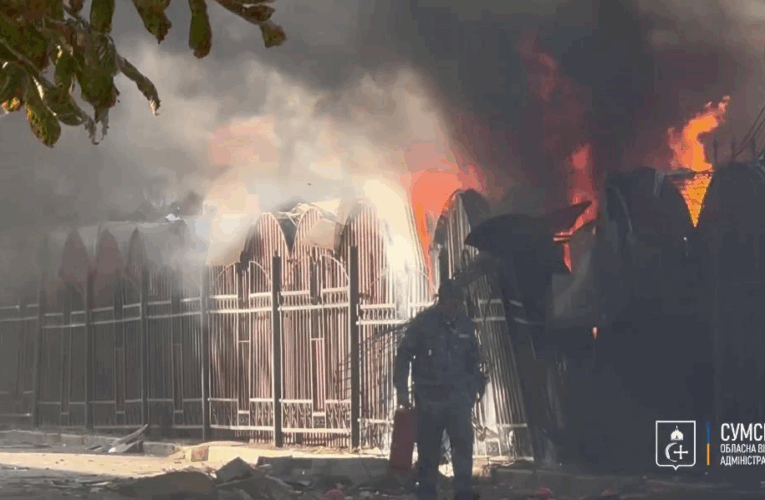 Російські війська вдарили по центру Сум