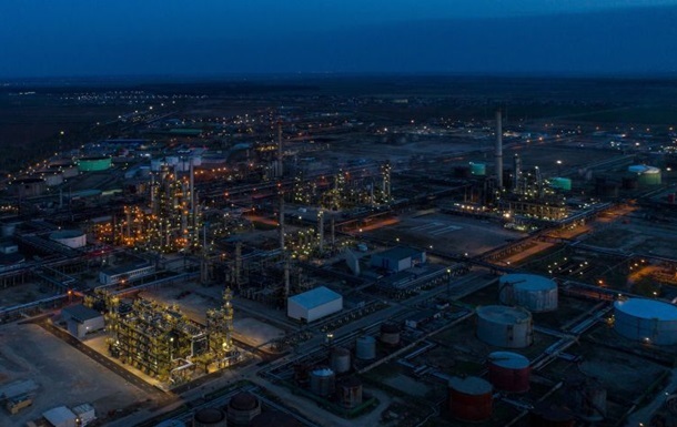 Румунія підозрює Росію у забрудненні азербайджанської нафти – ЗМІ