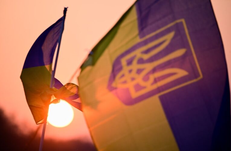 Саміт Зеленський – Путін. Де і про що говорити