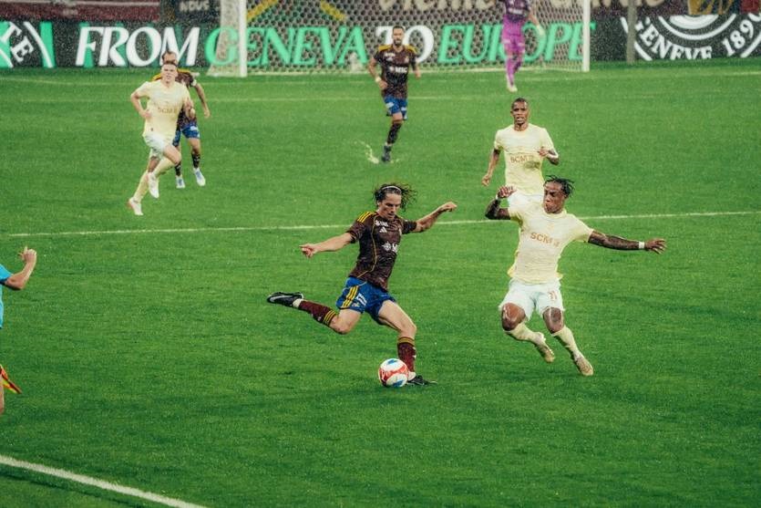 Новини спорту - Шахтар пройшов Серветт і зіграє в основному етапі Ліги конференцій