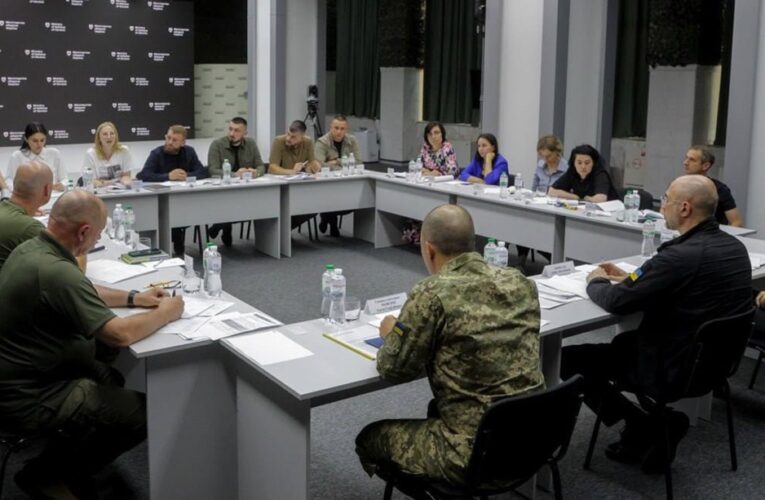 Шмигаль анонсував “дорожню карту” для звільнених полонених