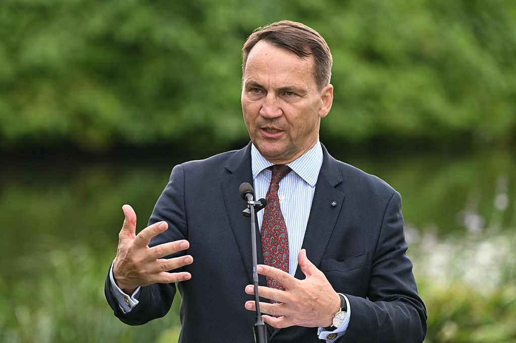 Новини світу - Сікорський анонсував нові оборонні пакети Україні