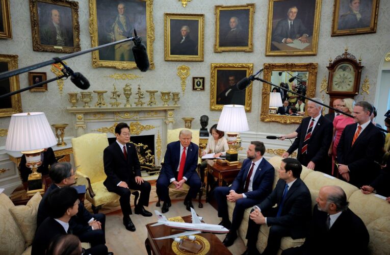 США вивчають досвід використання дронів у війні в Україні – Трамп