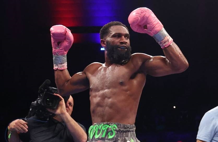 Новини спорту - Стало відомо, хто стане суперником Енніса в новій ваговій категорії