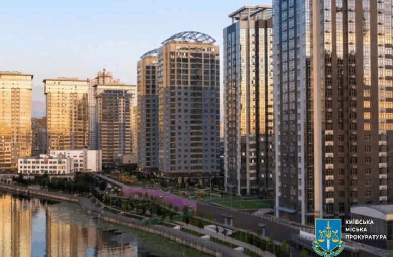 Суд повернув киянам доступ до Дніпра біля елітного ЖК