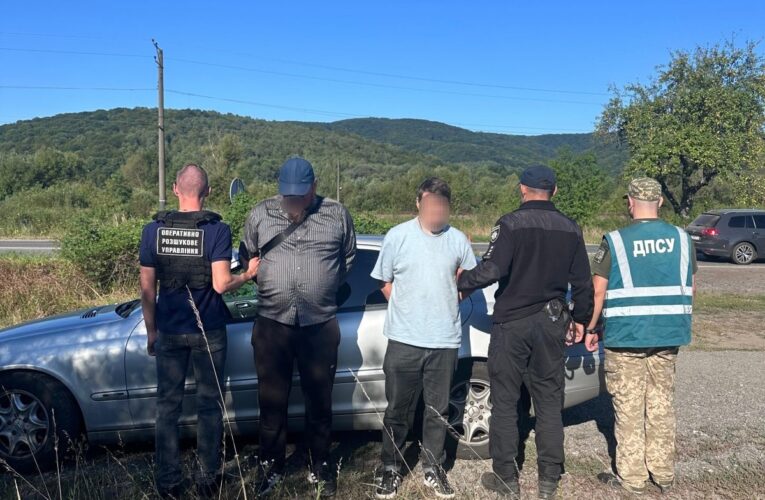 Священник УПЦ МП хотів провезти ухилянта під рясою